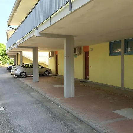 Bibione Residence Apartments Μπιμπιόνε